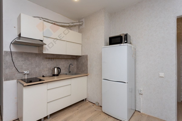 
   Продам 1-комнатную, 35 м², Героя Георгия Бочарникова ул, 8к1

. Фото 6.