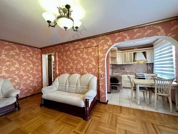 
   Продам 3-комнатную, 63.2 м², Гагарина ул, 75

. Фото 8.