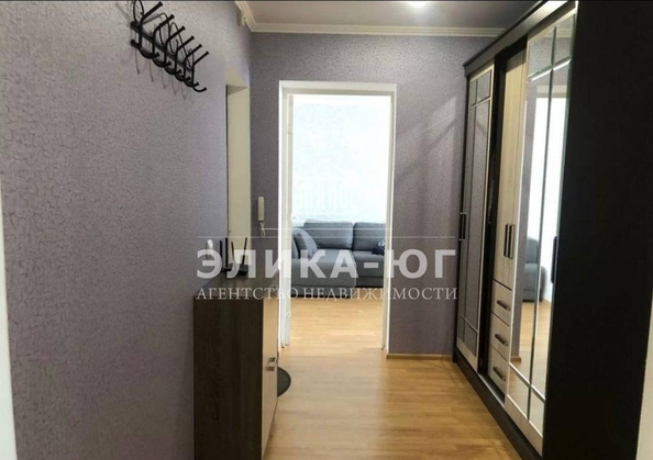 
   Продам 2-комнатную, 56.3 м², Строителей ул

. Фото 9.