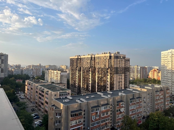 
   Продам 1-комнатную, 44 м², Ленина ул, 195

. Фото 4.