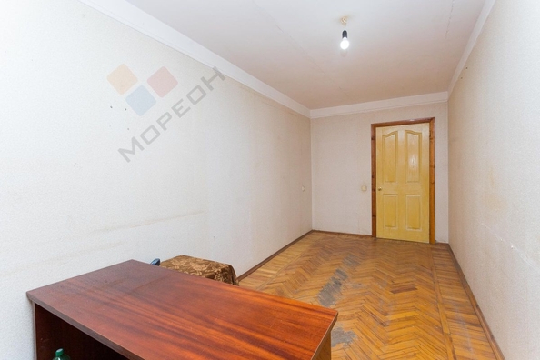 
   Продам 2-комнатную, 55.2 м², Коммунаров ул, 203

. Фото 10.