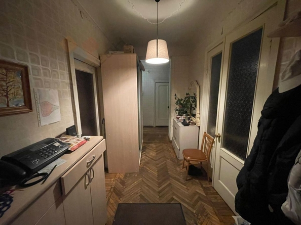 
   Продам 3-комнатную, 83.6 м², Дзержинского ул, 48

. Фото 2.