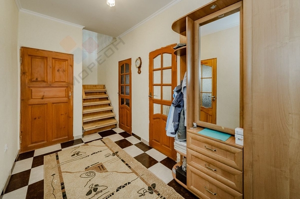 
   Продам дом, 400 м², Краснодар

. Фото 23.