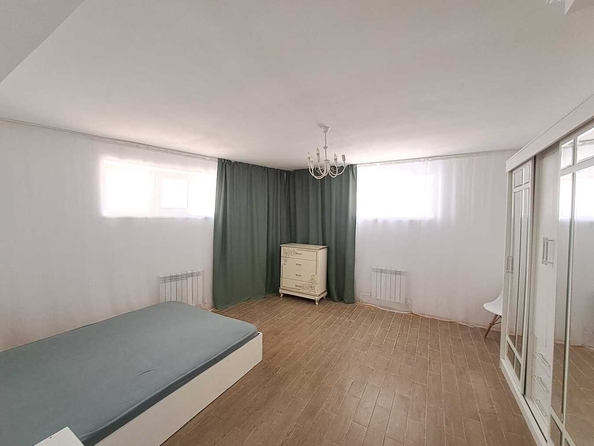 
   Продам 2-комнатный апартамент, 54 м², Кленовая ул, 53

. Фото 5.
