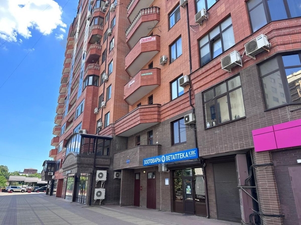 
   Продам 1-комнатную, 64.5 м², Комсомольская ул, 8

. Фото 2.