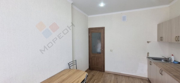 
   Продам 1-комнатную, 31.7 м², Западный Обход ул, 39/2к2

. Фото 9.