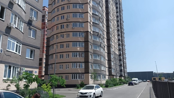 
   Продам 2-комнатную, 65.2 м², Тополиная ул, 40/1к2

. Фото 6.