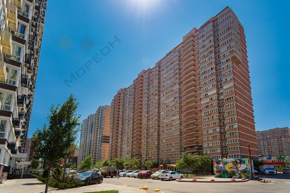 
   Продам 2-комнатную, 57 м², Героя Яцкова И.В. ул, 1/10

. Фото 20.