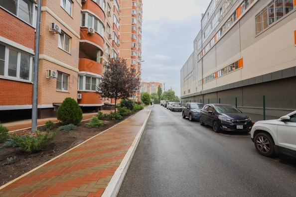 
   Продам 3-комнатную, 85.3 м², Репина ул, 1/2к1

. Фото 33.