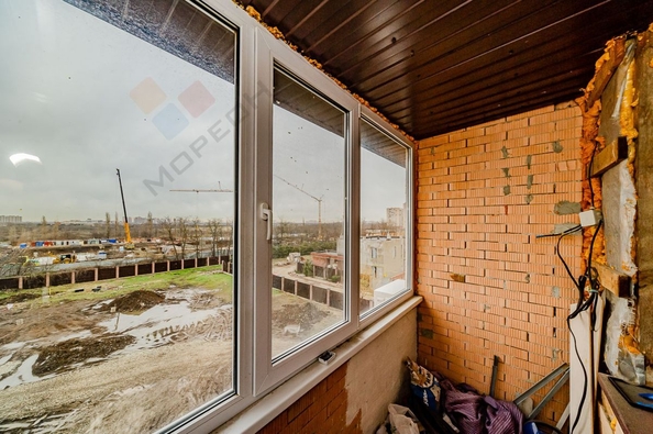 
   Продам 1-комнатную, 35 м², Симиренко ул, 11

. Фото 20.