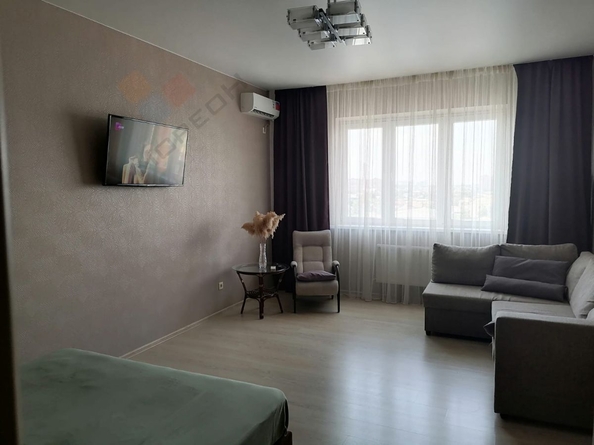 
   Продам 1-комнатную, 51 м², Октябрьская ул, 181/2к1

. Фото 11.