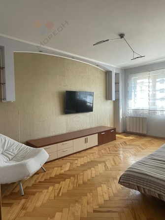 
   Продам 3-комнатную, 59.8 м², Дзержинского ул, 201

. Фото 5.