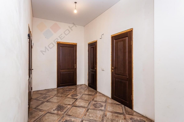 
   Продам дом, 215 м², Краснодар

. Фото 3.