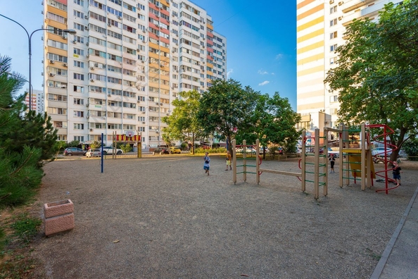 
   Продам 1-комнатную, 34.9 м², Черкасская ул, 141

. Фото 16.