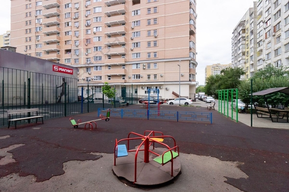 
   Продам 1-комнатную, 40.2 м², Симферопольская ул, 58/3

. Фото 18.