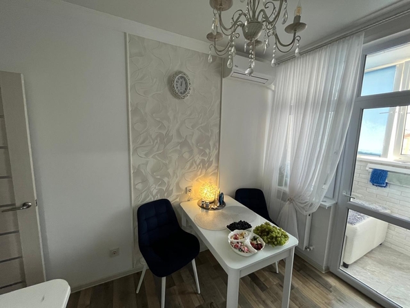 
   Продам 1-комнатную, 35 м², Промышленная ул, 11В

. Фото 1.