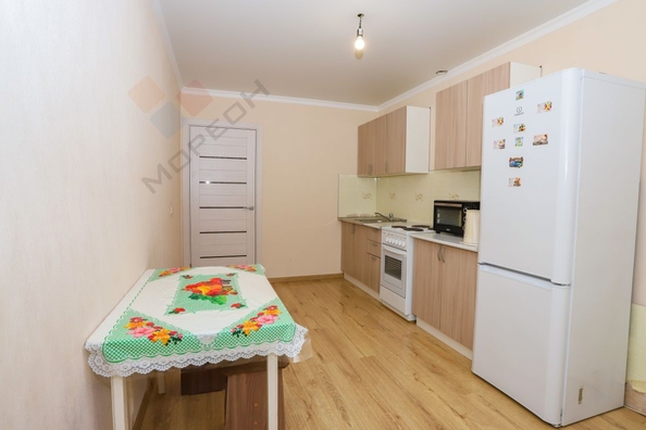 
   Продам 1-комнатную, 40 м², Московская ул, 144/2

. Фото 5.