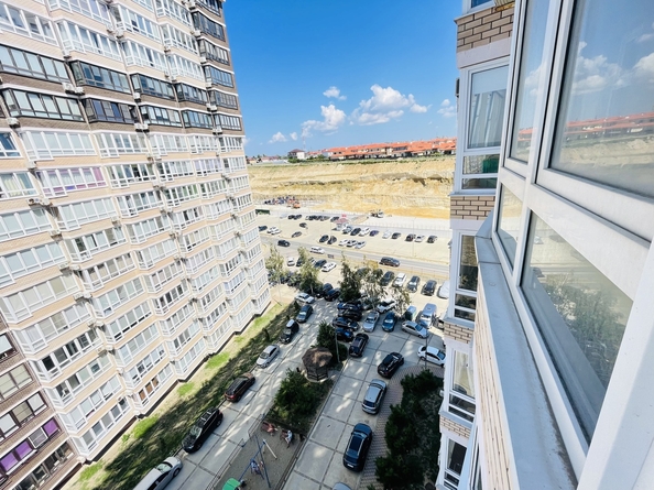 
   Продам 1-комнатную, 53 м², Верхняя дорога ул, 151к2

. Фото 22.