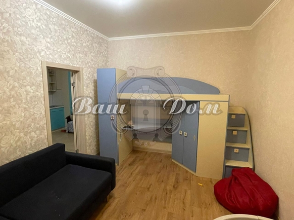 
   Продам 1-комнатную, 34 м², Новороссийская ул, 169

. Фото 4.