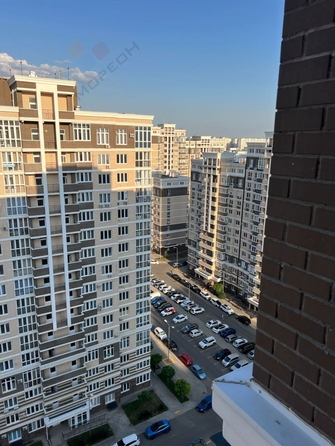 
   Продам 2-комнатную, 60.2 м², Конгрессная ул, 19/1

. Фото 1.