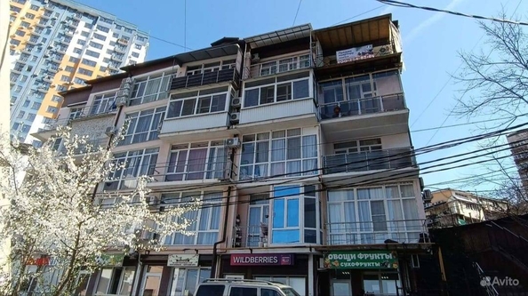 
   Продам 3-комнатную, 98 м², Вишневая ул, 18/4

. Фото 1.