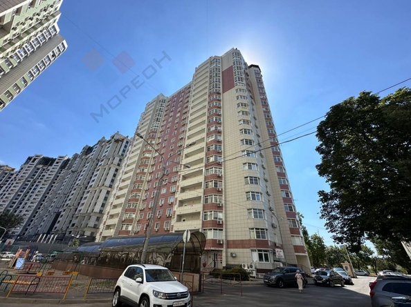 
   Продам 2-комнатную, 77.4 м², Филатова ул, 19

. Фото 20.