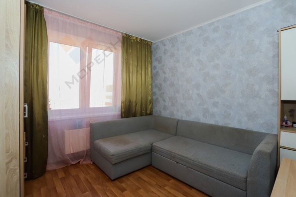 
   Продам 3-комнатную, 54.8 м², Черкасская ул, 135

. Фото 9.