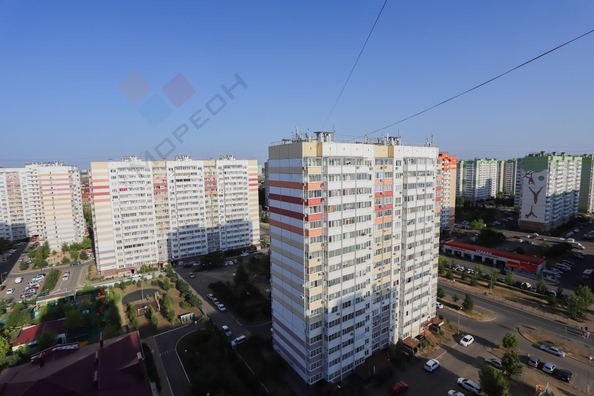 
   Продам 3-комнатную, 54.8 м², Черкасская ул, 135

. Фото 23.