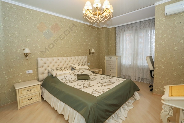 
   Продам 4-комнатную, 150.5 м², Гаражная ул, 67

. Фото 14.