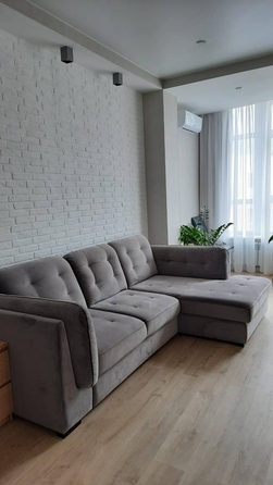 
   Продам 2-комнатную, 55 м², Крымская ул, к 10

. Фото 2.