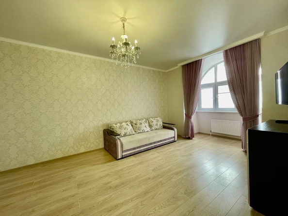 
   Продам 1-комнатную, 55 м², Таманская ул, 121к3

. Фото 10.