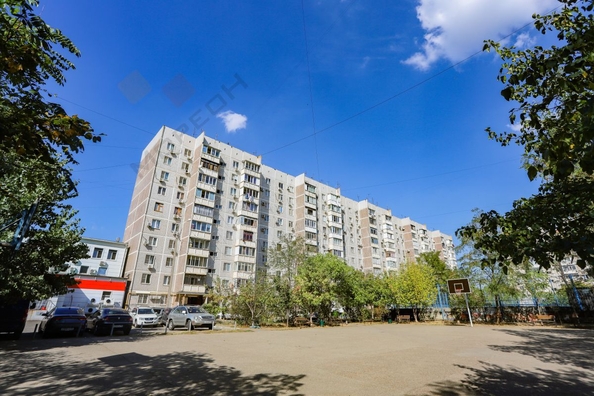 
   Продам 2-комнатную, 51.9 м², Думенко ул, 8

. Фото 24.