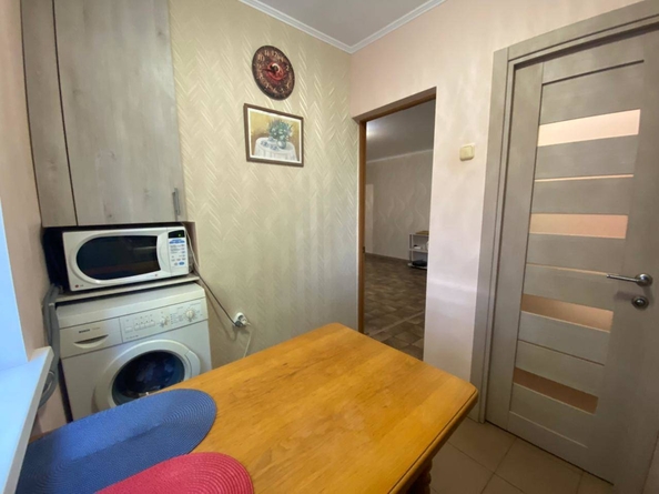 
   Продам 3-комнатную, 58.9 м², Лазарева ул, 52

. Фото 15.