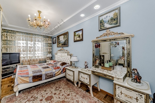 
   Продам дом, 500 м², Краснодар

. Фото 10.