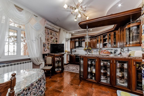 
   Продам дом, 500 м², Краснодар

. Фото 19.