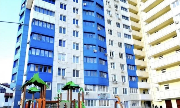 
   Продам 1-комнатную, 44 м², Астраханская ул, 76

. Фото 2.