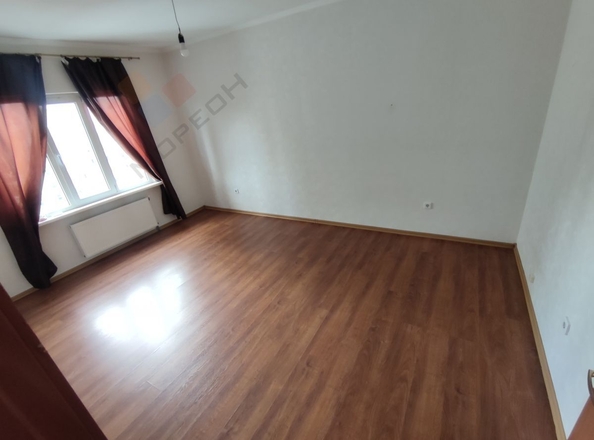 
   Продам 3-комнатную, 75.7 м², Сормовская ул, 218

. Фото 4.