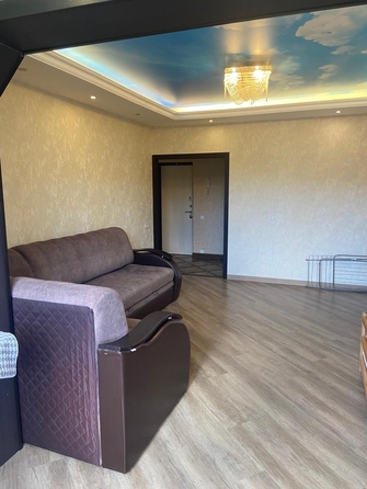 
   Продам 1-комнатную, 50 м², Сосновый пер, д 3

. Фото 15.