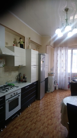 
   Продам 2-комнатную, 83 м², Киевская ул, д 48

. Фото 7.