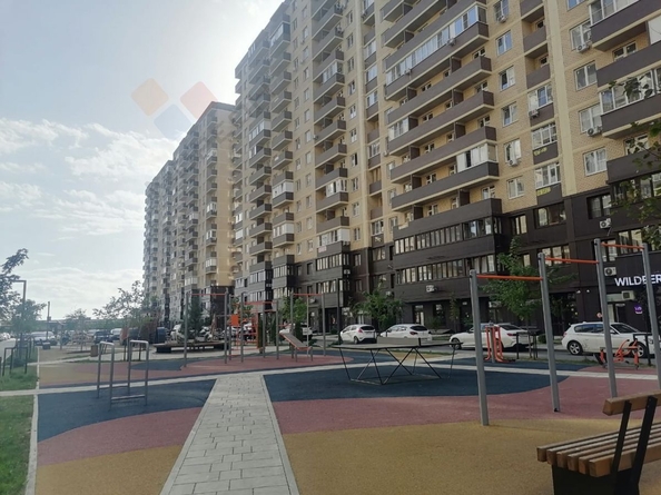 
   Продам 2-комнатную, 48 м², Героя Ростовского ул, 8к4

. Фото 2.