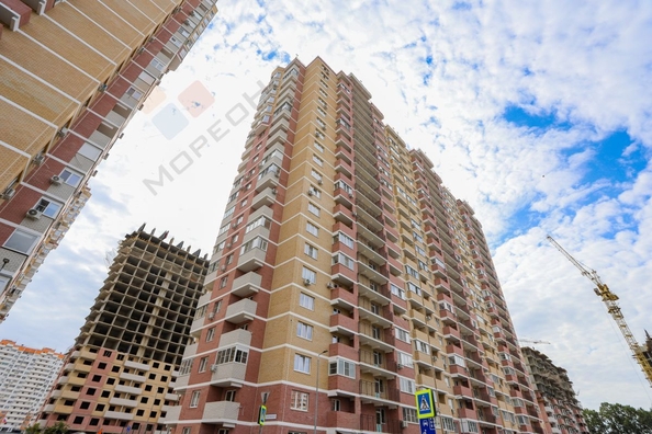 
   Продам 2-комнатную, 42 м², Героев-Разведчиков ул, 11/3

. Фото 23.