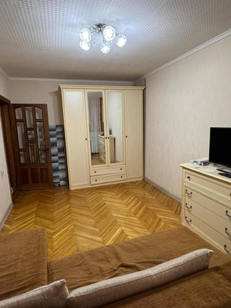 
   Продам 1-комнатную, 30 м², Ленина ул, 218

. Фото 1.