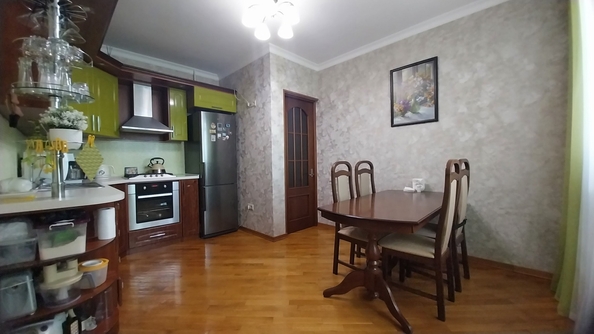 
   Продам 3-комнатную, 81 м², Спортивная ул, 37А

. Фото 5.