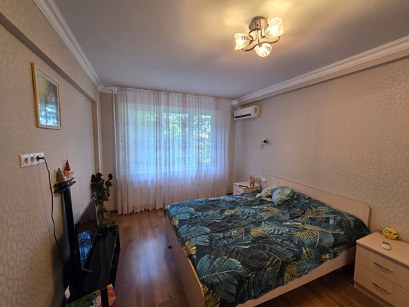 
   Продам 3-комнатную, 73 м², Вишневая ул, 24

. Фото 3.