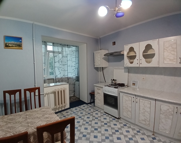 
   Продам 1-комнатную, 46 м², Родниковая ул, 2/1

. Фото 2.