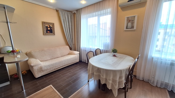 
   Продам 2-комнатную, 71 м², Краснозеленых ул, 29/1

. Фото 5.