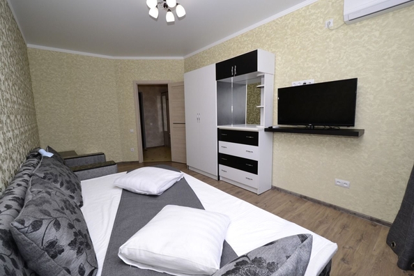 
   Продам 1-комнатную, 35 м², Краснозеленых ул, 14

. Фото 9.