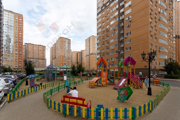 
   Продам 2-комнатную, 51.4 м², Героя Георгия Бочарникова ул, 8

. Фото 16.