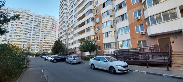 
   Продам 1-комнатную, 37 м², Байбакова Н.К. ул, 2

. Фото 6.