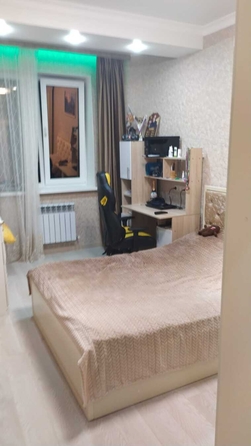 
   Продам 3-комнатную, 92 м², Толстого ул, 85/23

. Фото 11.